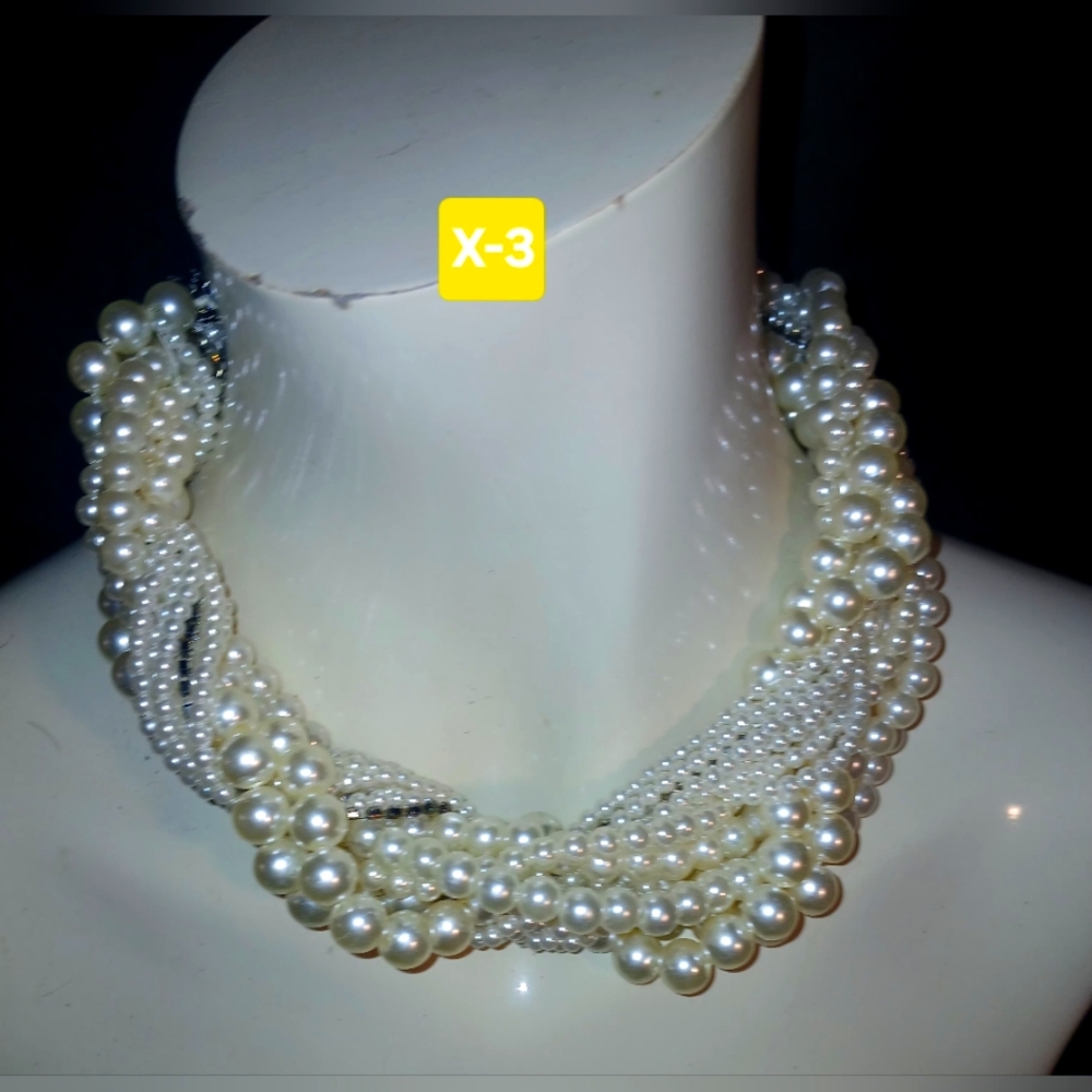 1 Faux Pearl Multi-Strand Twist Necklace - White